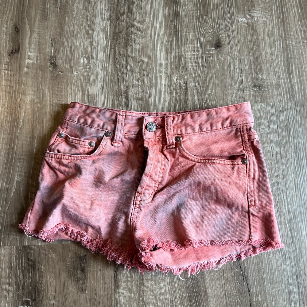 Free People jean denim shorts size 24